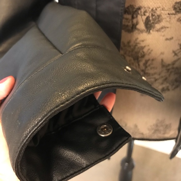 Levi’s shearling and faux leather jacket - Picture 9 of 16